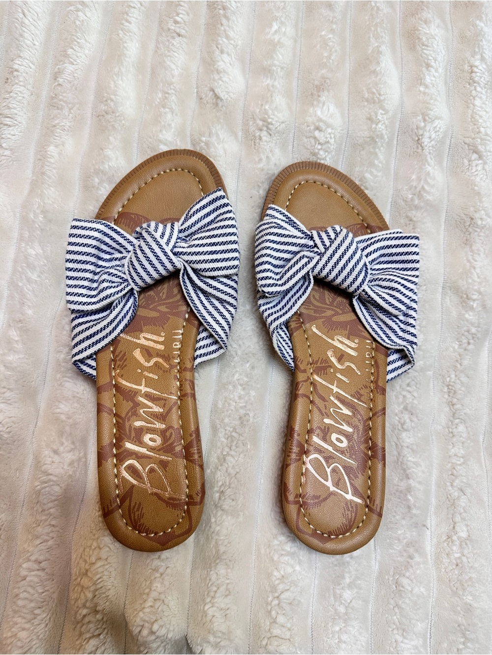Blowfish Nautical Slides size 6